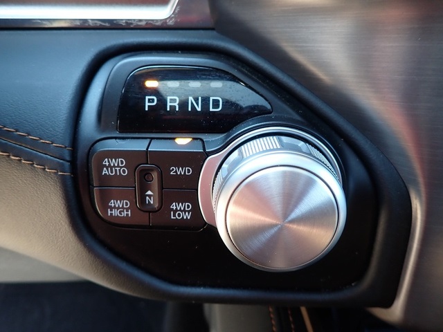 2019 ram 1500 4wd auto