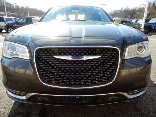 Chrysler Cdi Program 2017 New 2019 Chrysler 300 Limited 4D Sedan in Pleasant Hills #B9418 | Ron